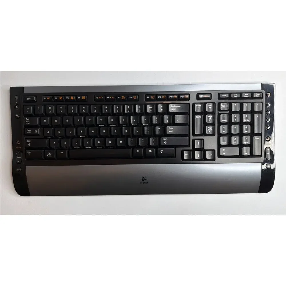 Logitech excellent pre